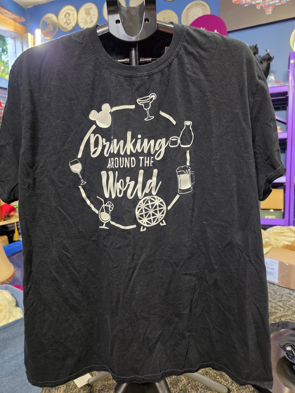 Gildan Black 'Drinking Around The World' Graphic Tee